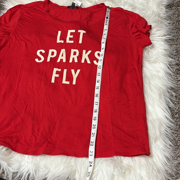 NWT Express Red Let Sparks Fly Soft Shirt Size S - Picture 11 of 12